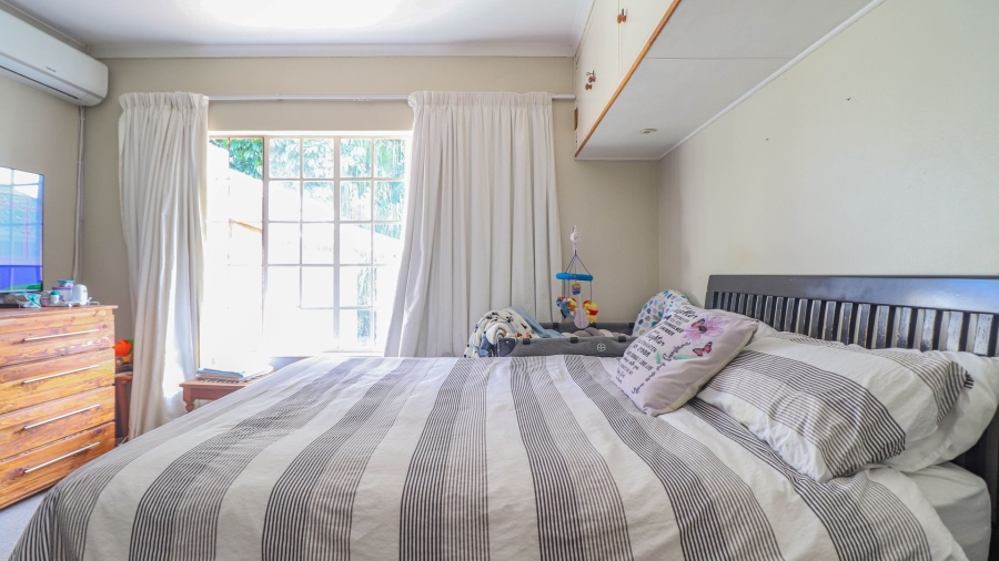3 Bedroom Property for Sale in Beacon Bay North Eastern Cape